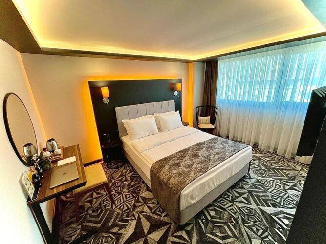Weingart Istanbul Hotel