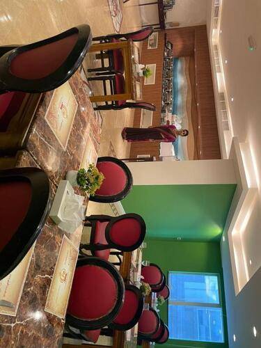 Clifton International Hotel