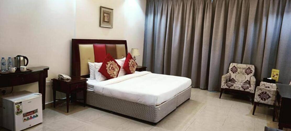 Clifton International Hotel