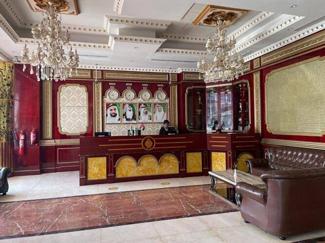 Clifton International Hotel
