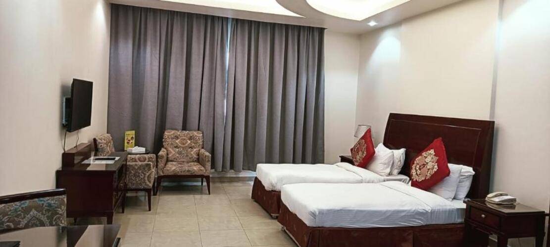 Clifton International Hotel