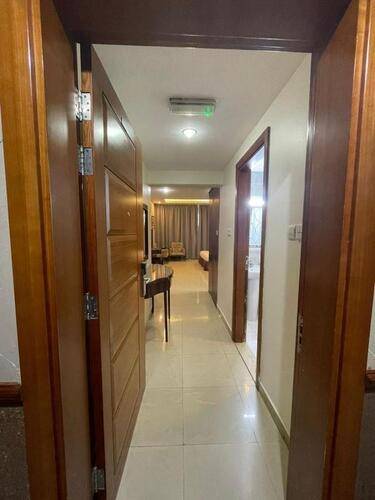 Clifton International Hotel