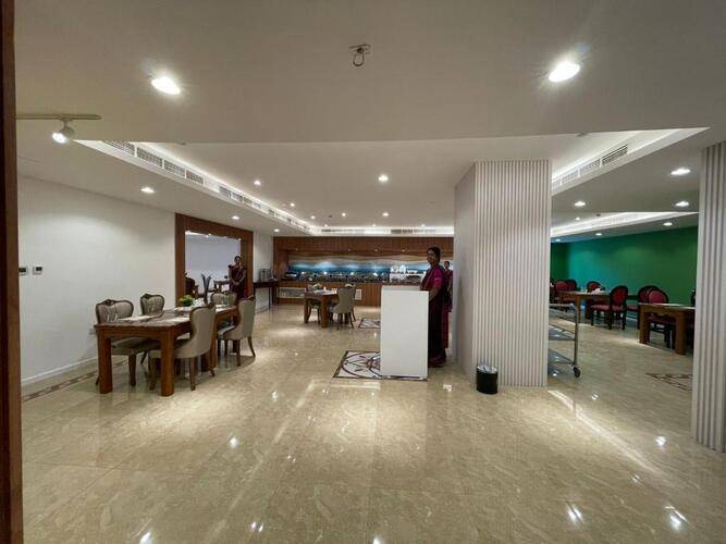 Clifton International Hotel