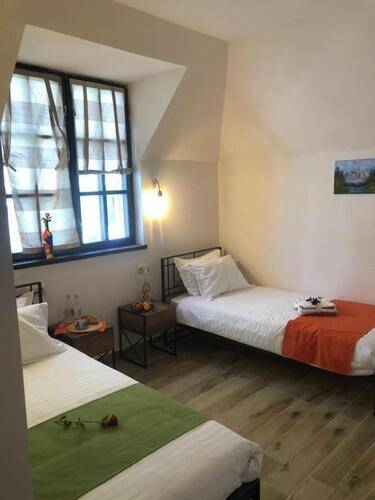 Blur Inn Hotel