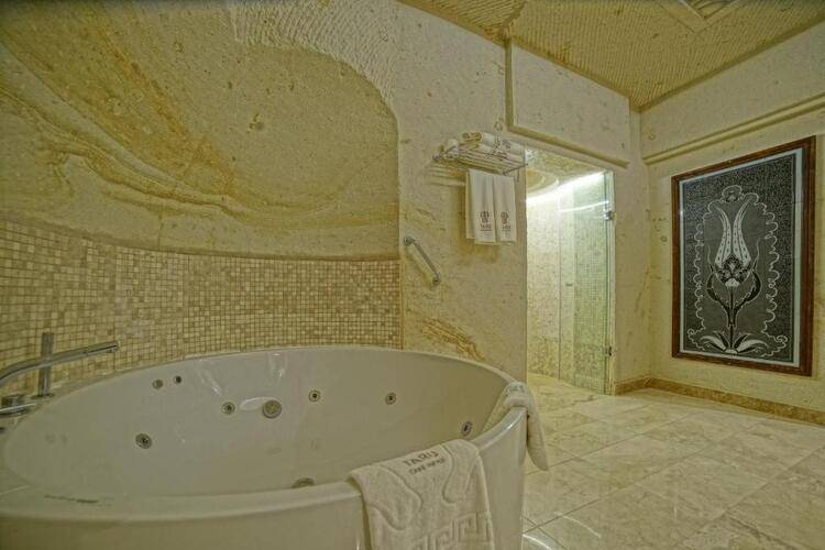 Taru Cave Suites SC
