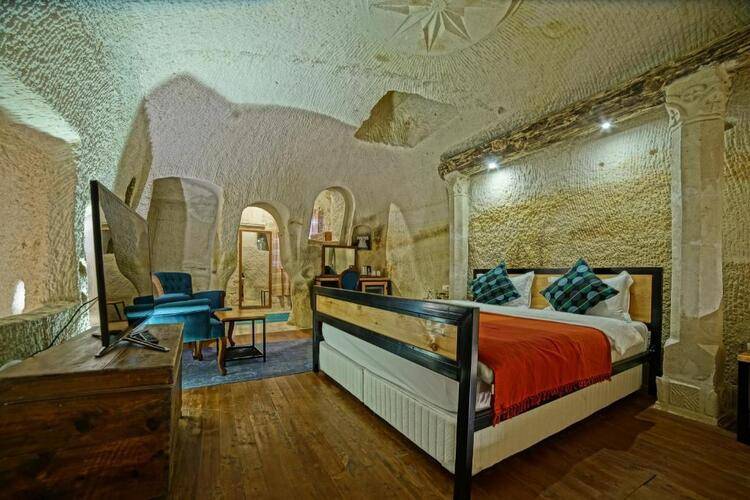 Taru Cave Suites SC