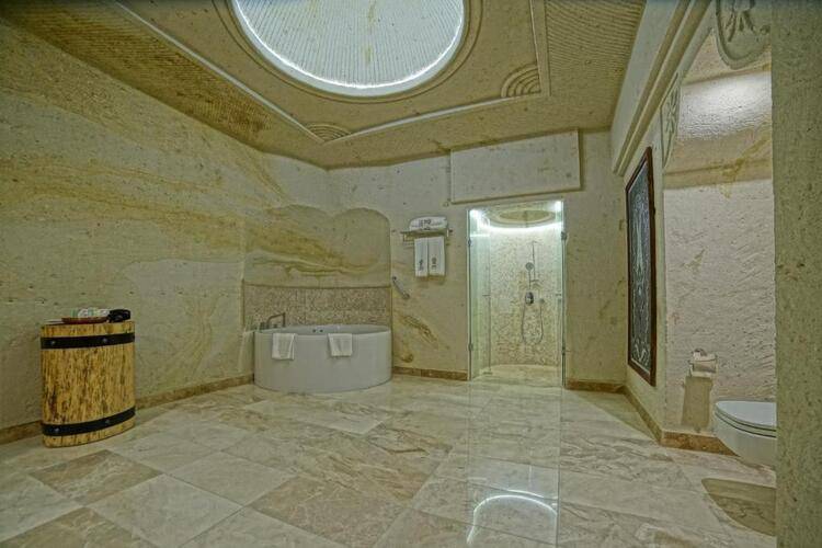 Taru Cave Suites SC