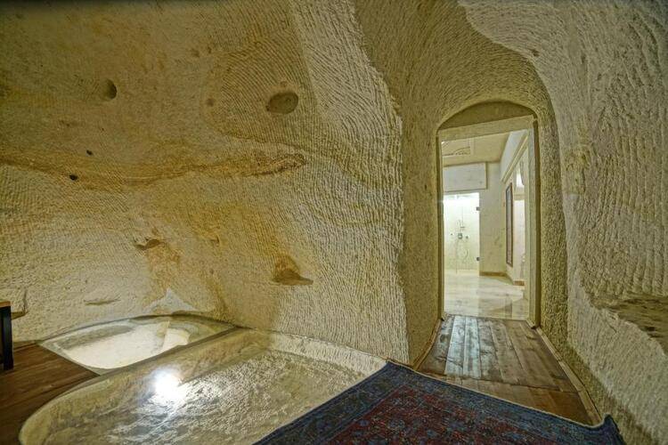 Taru Cave Suites SC