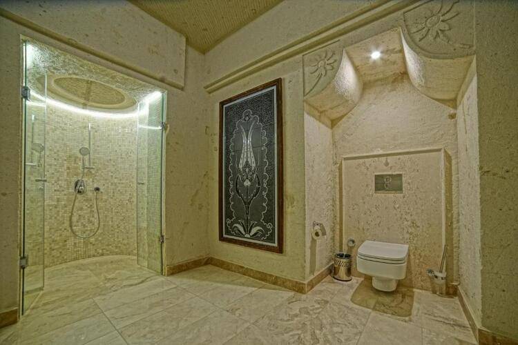 Taru Cave Suites SC