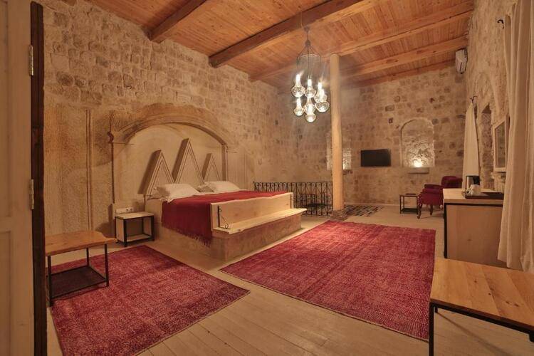 Taru Cave Suites SC