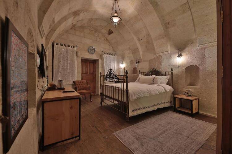 Taru Cave Suites SC