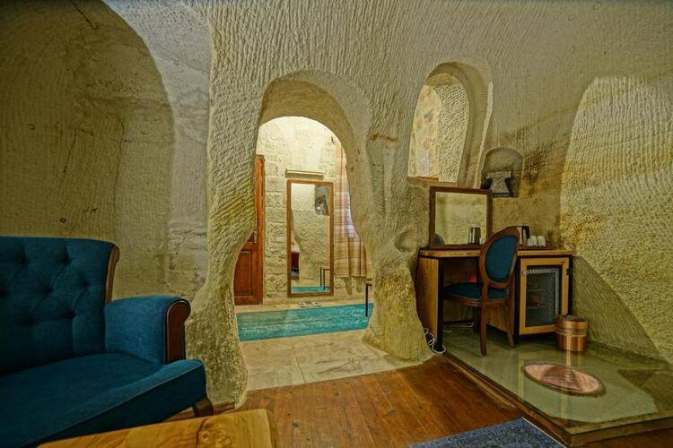 Taru Cave Suites SC