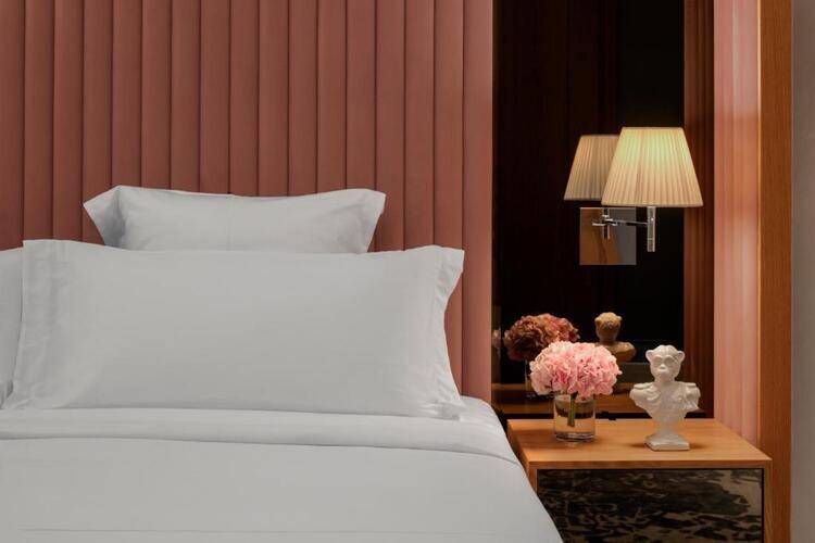 SLS Dubai Hotel & Residences