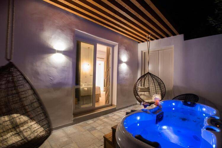 Omnia Mykonos Boutique Hotel & Suites