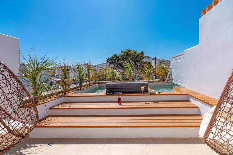 Omnia Mykonos Boutique Hotel & Suites