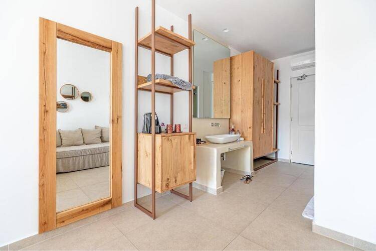Omnia Mykonos Boutique Hotel & Suites