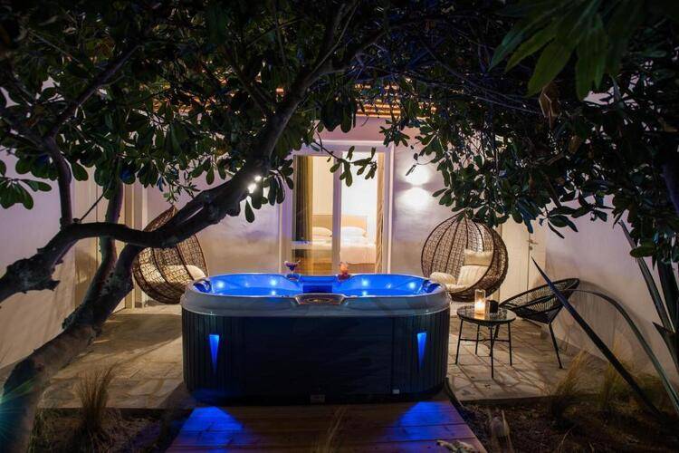 Omnia Mykonos Boutique Hotel & Suites