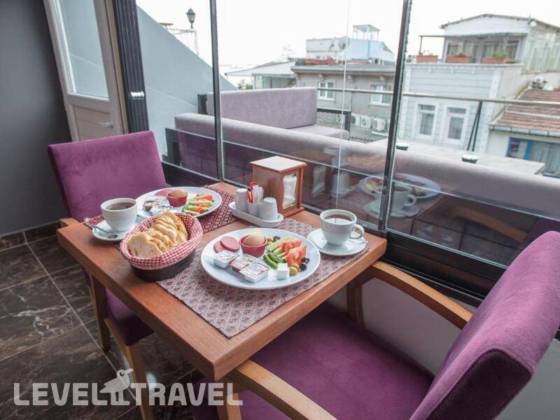 Фотография Le Petite Maison Hotel