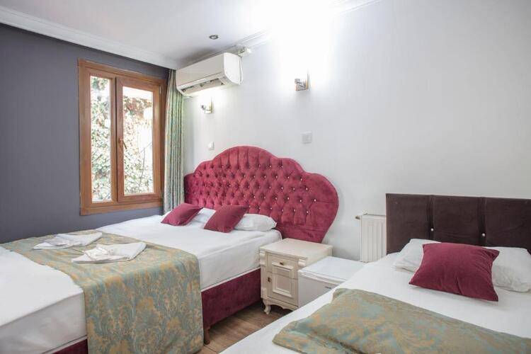 Le Petite Maison Hotel