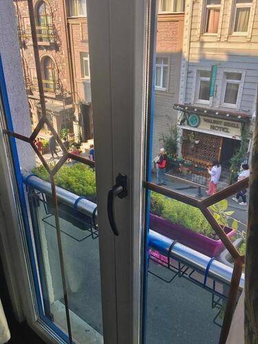 Le Petite Maison Hotel