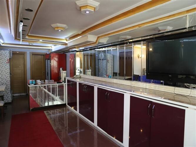 Grand Lara Hotel