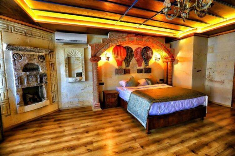 Empire Cave Hotel