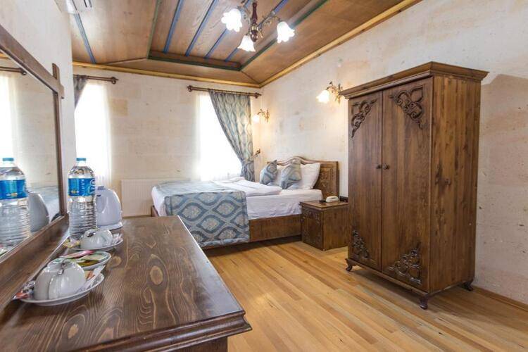 Empire Cave Hotel