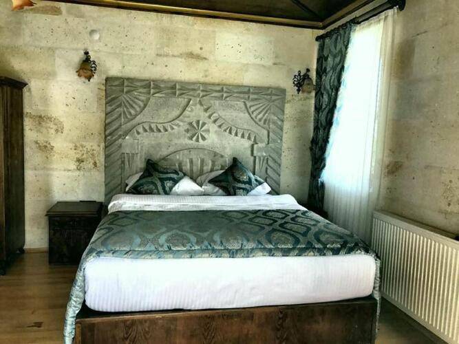 Empire Cave Hotel