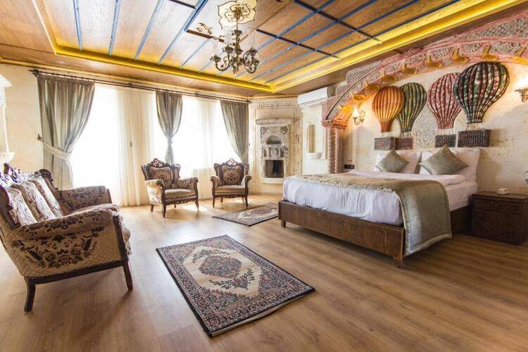 Empire Cave Hotel