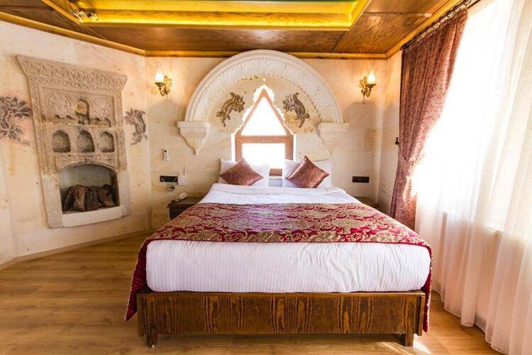 Empire Cave Hotel