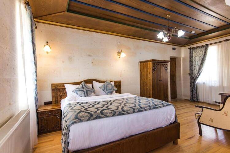 Empire Cave Hotel