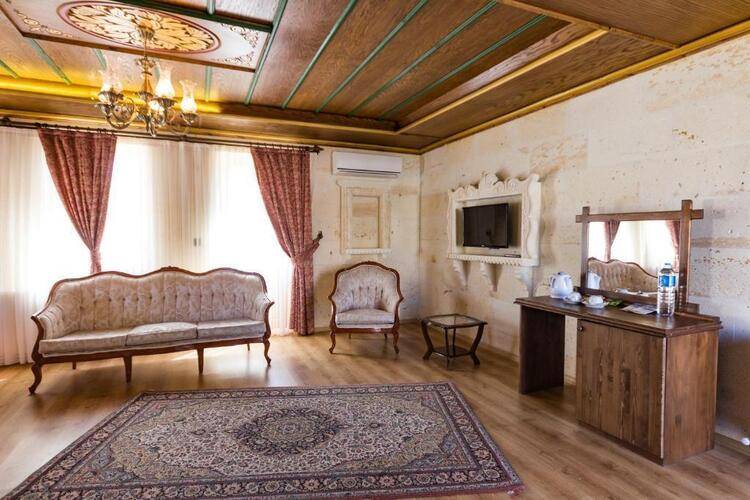 Empire Cave Hotel