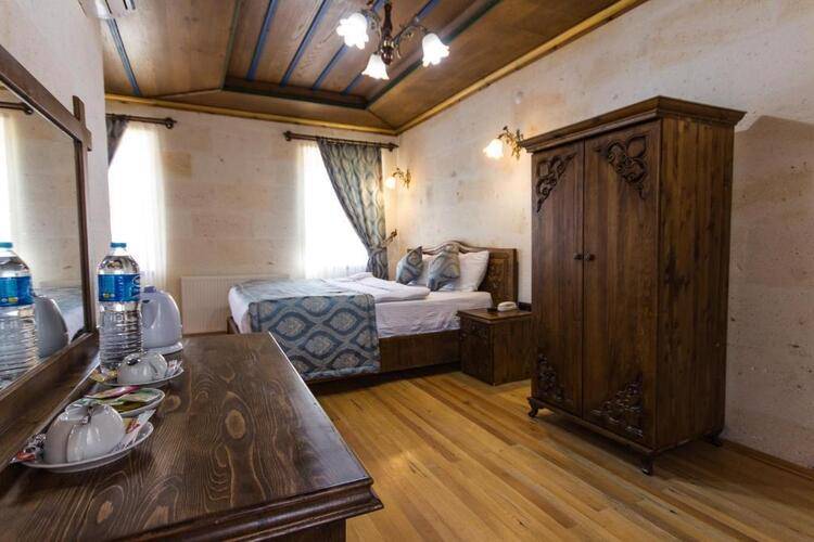 Empire Cave Hotel