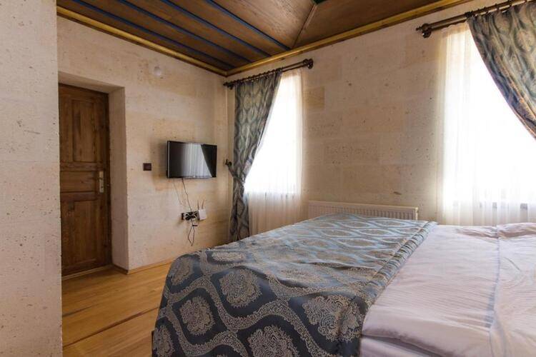 Empire Cave Hotel