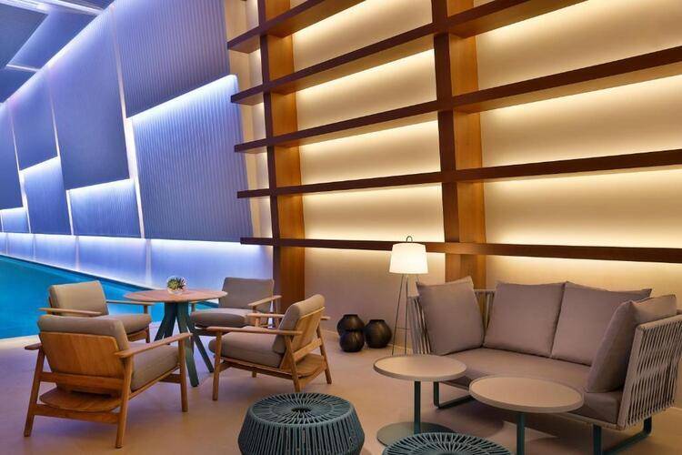 DoubleTree by Hilton Sharjah Waterfront Hotel And Residences