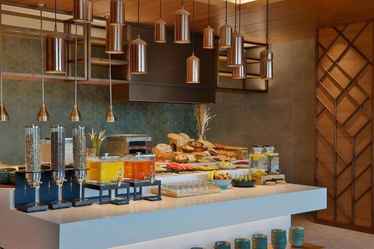 DoubleTree by Hilton Sharjah Waterfront Hotel And Residences
