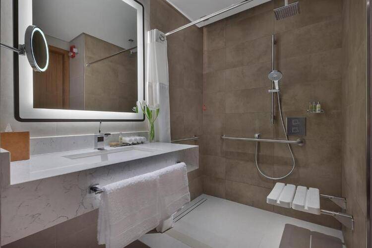 DoubleTree by Hilton Sharjah Waterfront Hotel And Residences