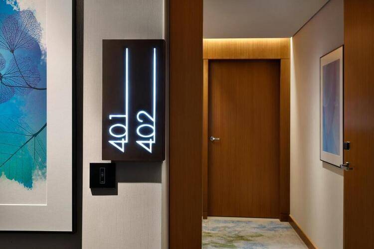 DoubleTree by Hilton Sharjah Waterfront Hotel And Residences