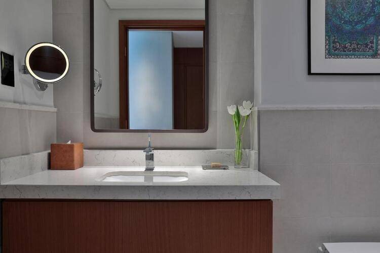 DoubleTree by Hilton Sharjah Waterfront Hotel And Residences