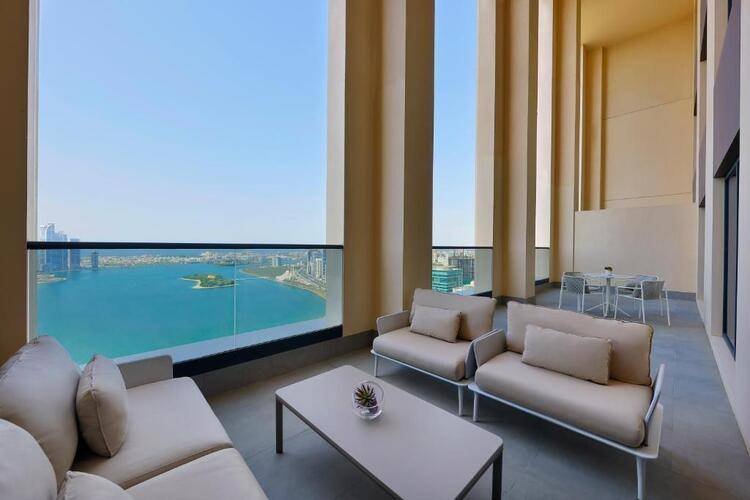 DoubleTree by Hilton Sharjah Waterfront Hotel And Residences