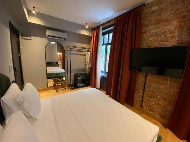 Ruz Hotel