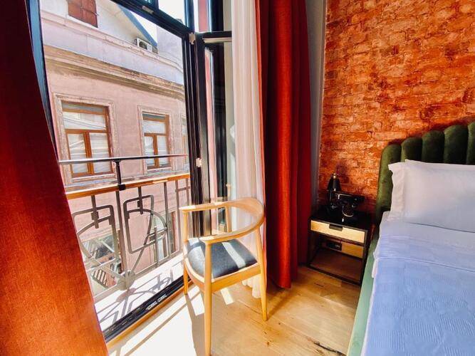 Ruz Hotel