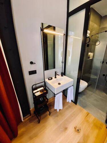 Ruz Hotel