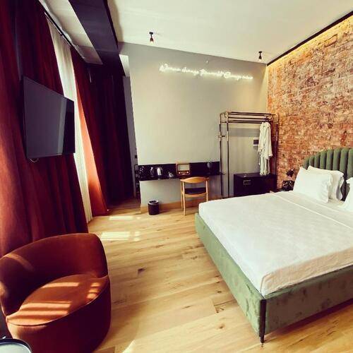 Ruz Hotel