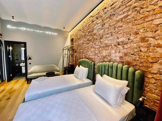 Ruz Hotel