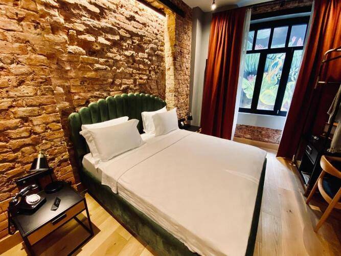 Ruz Hotel