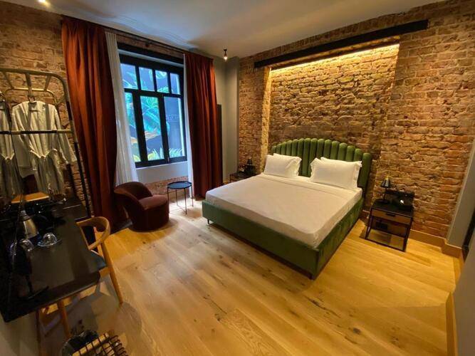 Ruz Hotel