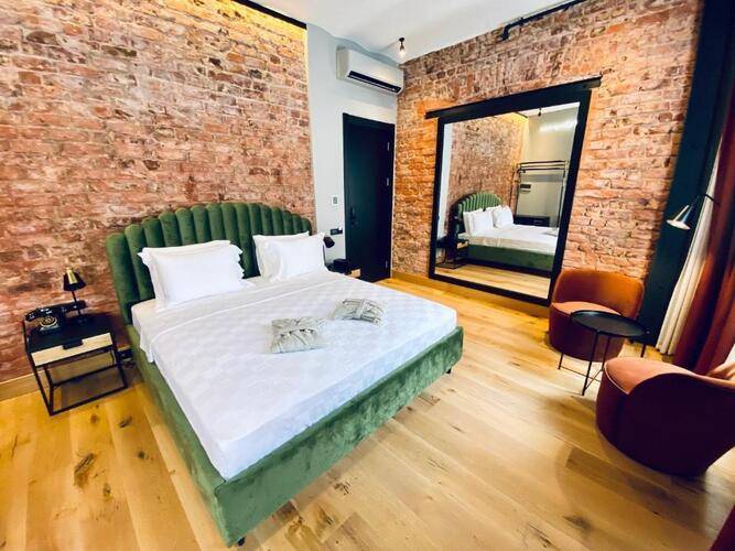 Ruz Hotel