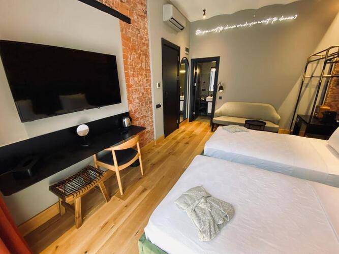 Ruz Hotel