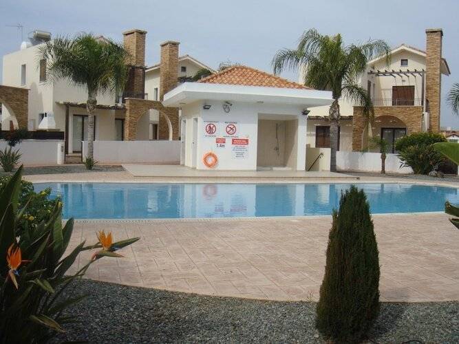 Jolie Villa